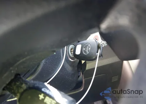 2013 Toyota Rav4 Xle из США, поврежденный, VIN JTMWFREV9D5002985